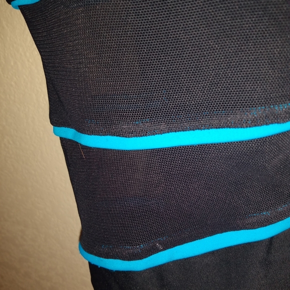 Black Swimsuit. - Picture 5 of 6